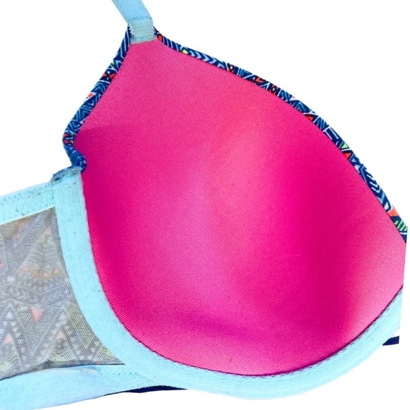 🌸 VS PINK || Wear Everywhere Demi-Bra- - Picture 5 of 10